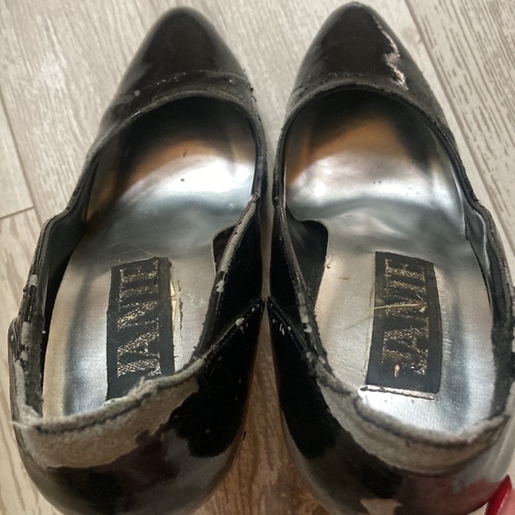 Stilettos WELL WORN - Picture 10 of 13